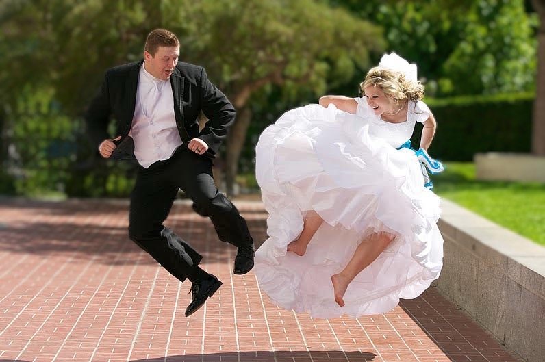 Salt Lake Temple wedding portrait by Brad Ovard Photography